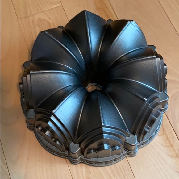 Nordic Ware Cathedral Bundt Pan